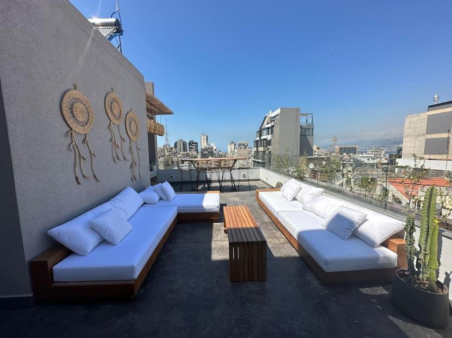 Achrafieh Rooftop 1-Br With Jacuzzi Leilighet Beirut Eksteriør bilde